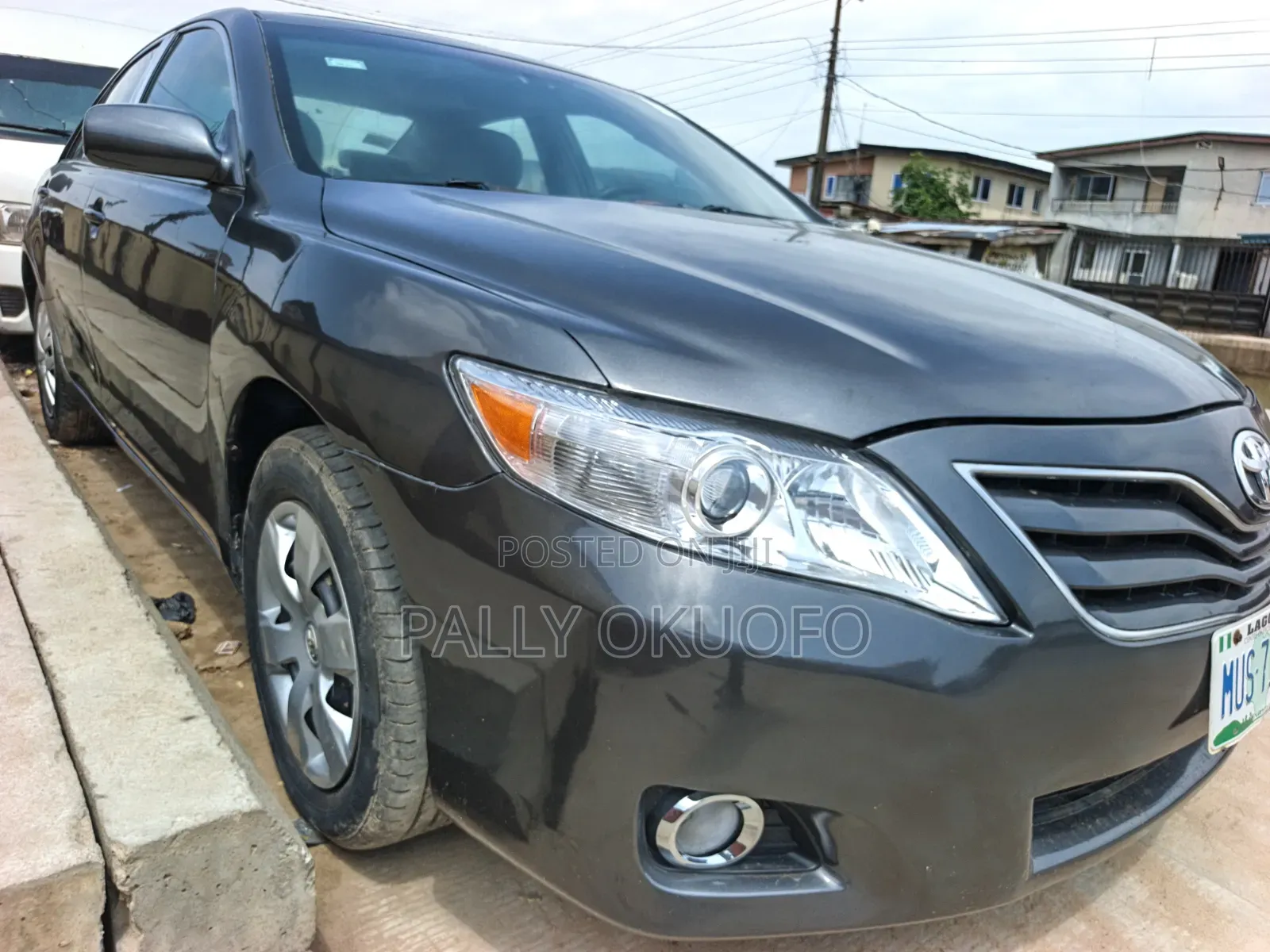 Toyota Camry XLE 4dr Sedan (2.4 4cyl 5A) 2008 Gray