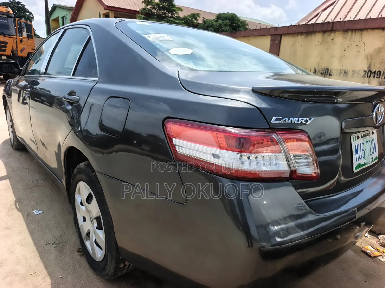 Toyota Camry XLE 4dr Sedan (2.4 4cyl 5A) 2008 Gray