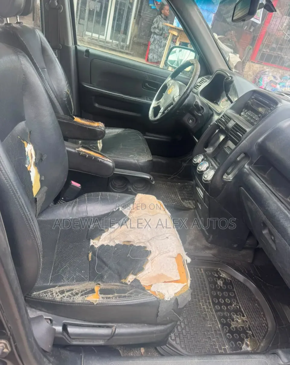 Honda CR-V 2004 Gray