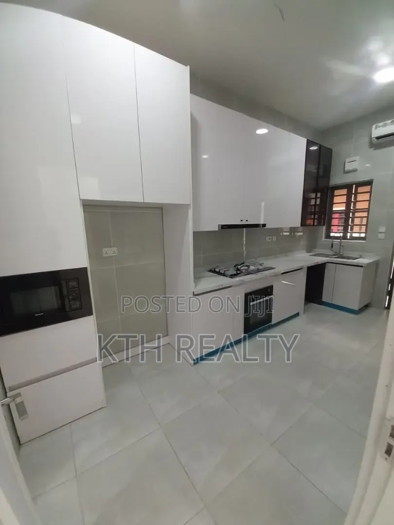 4bdrm Duplex in Oniru, Victoria Island Extension for rent