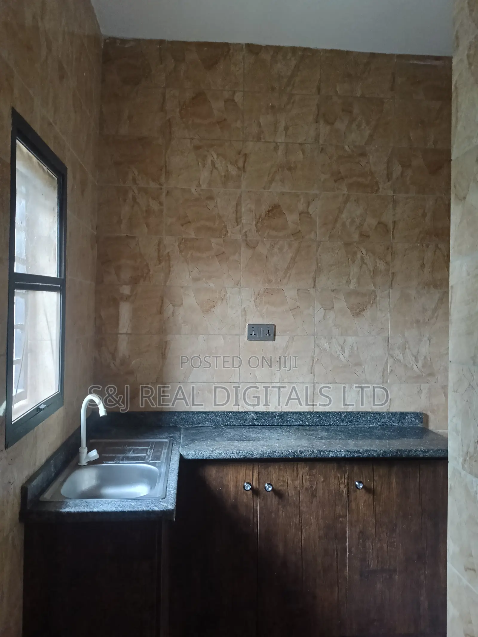 1bdrm Block of Flats in Ushafa for rent