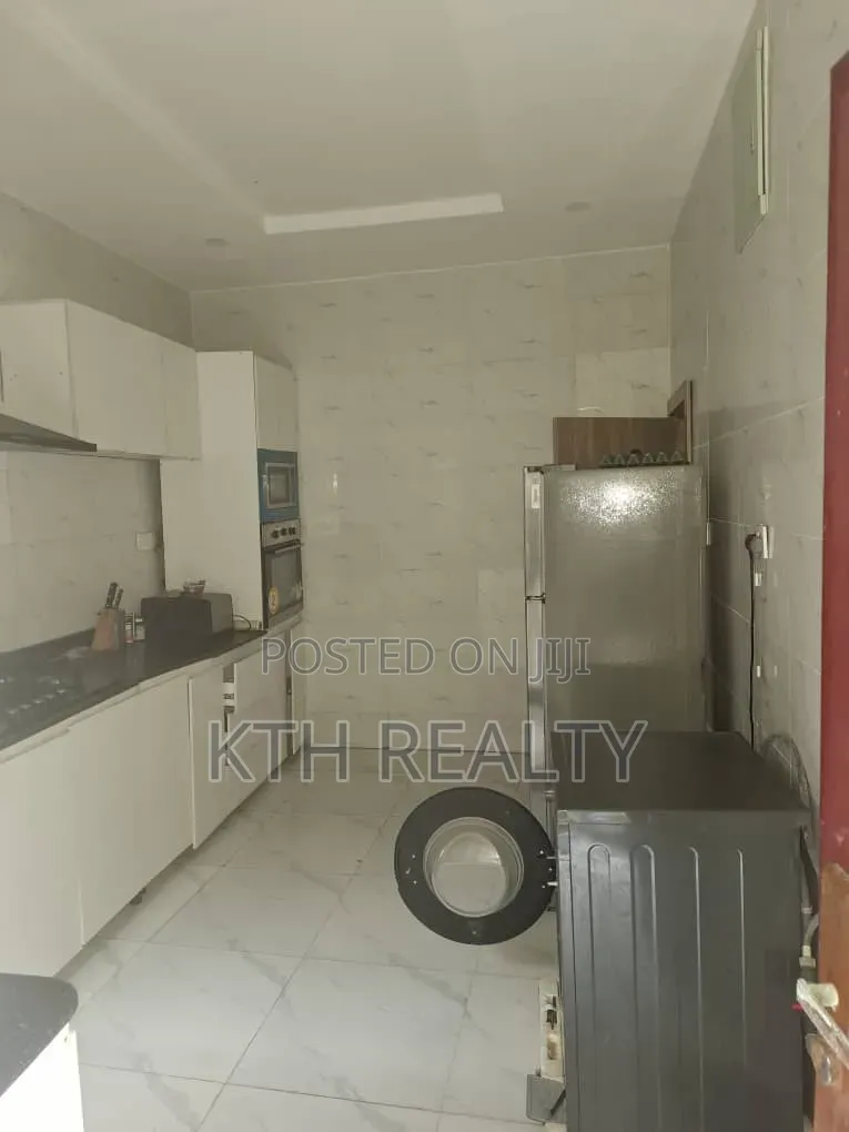 4bdrm Duplex in Atlantic Nominee, Off Lekki-Epe Expressway for sale