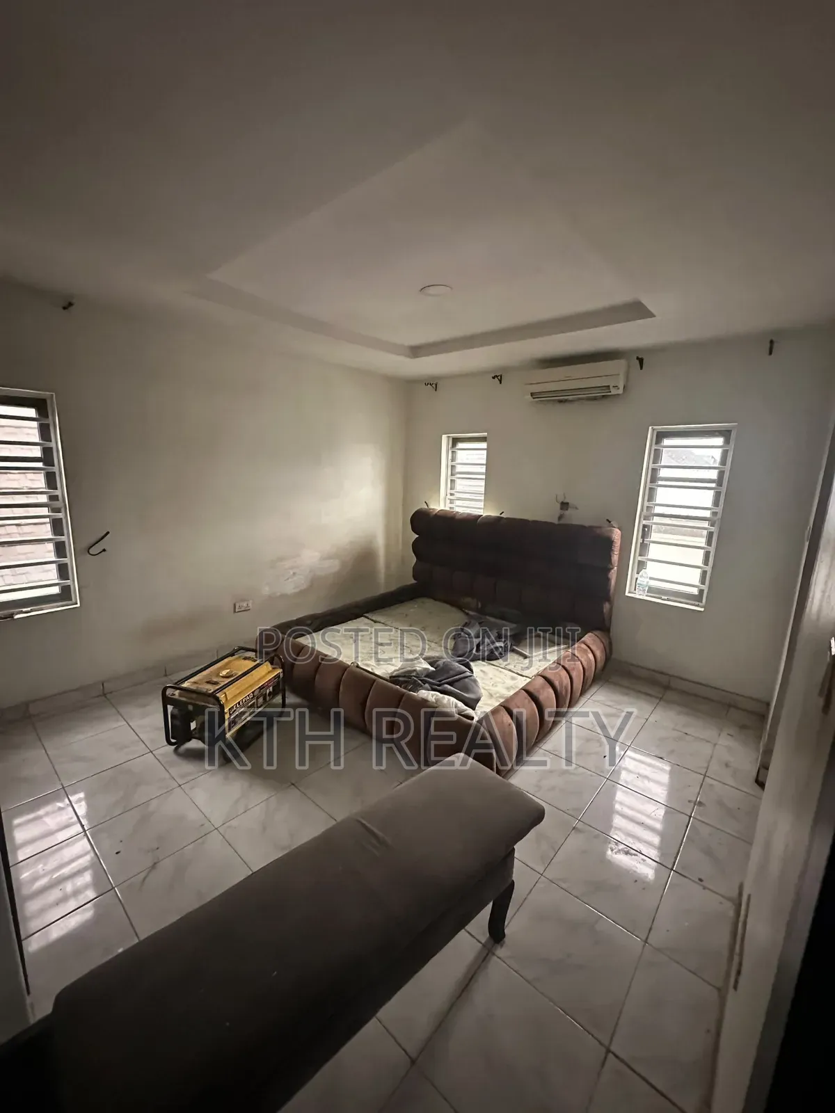 2bdrm Apartment in Chevron, Lekki Phase 2 for rent