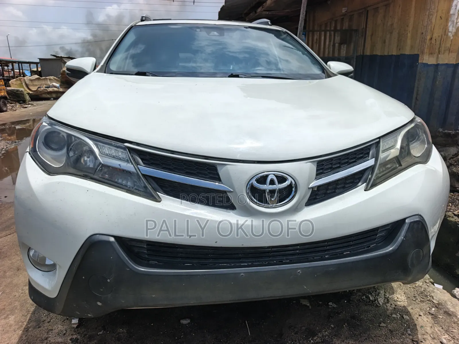 Toyota RAV4 Limited 4dr SUV (2.5L 4cyl 6A) 2015 White