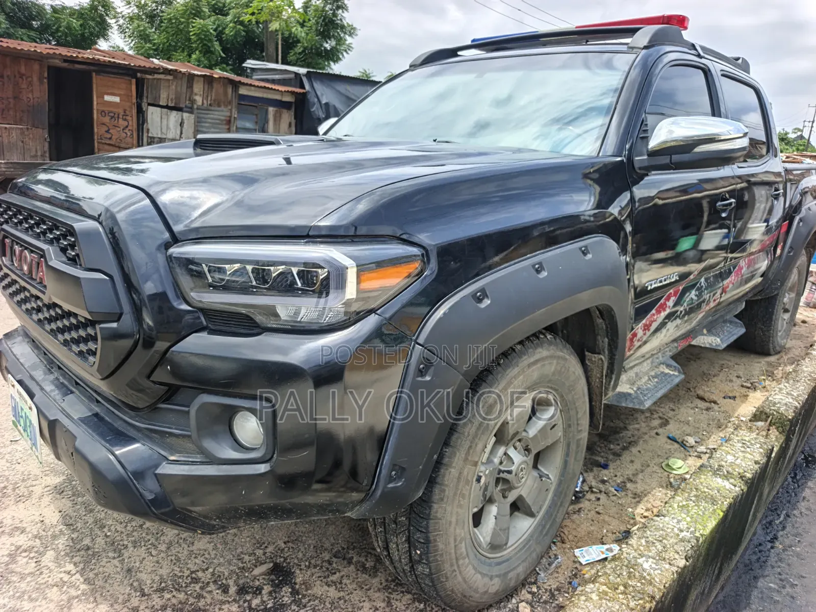 Toyota Tacoma V6 4dr Double Cab 4WD 5.0 ft. SB (4.0L 6cyl 5A) 2015