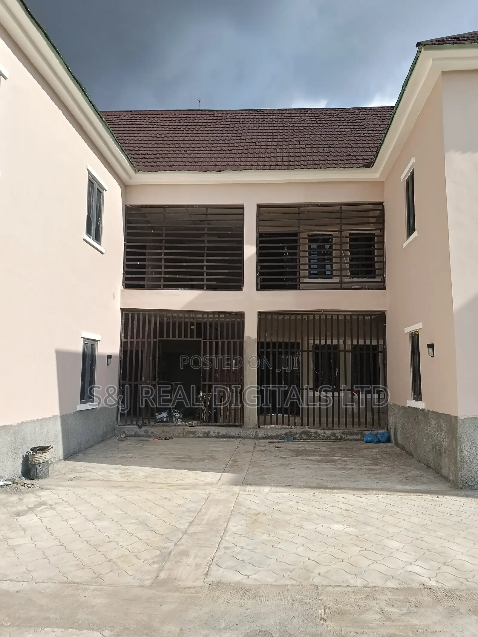 2bdrm Block of Flats in Kubwa for rent