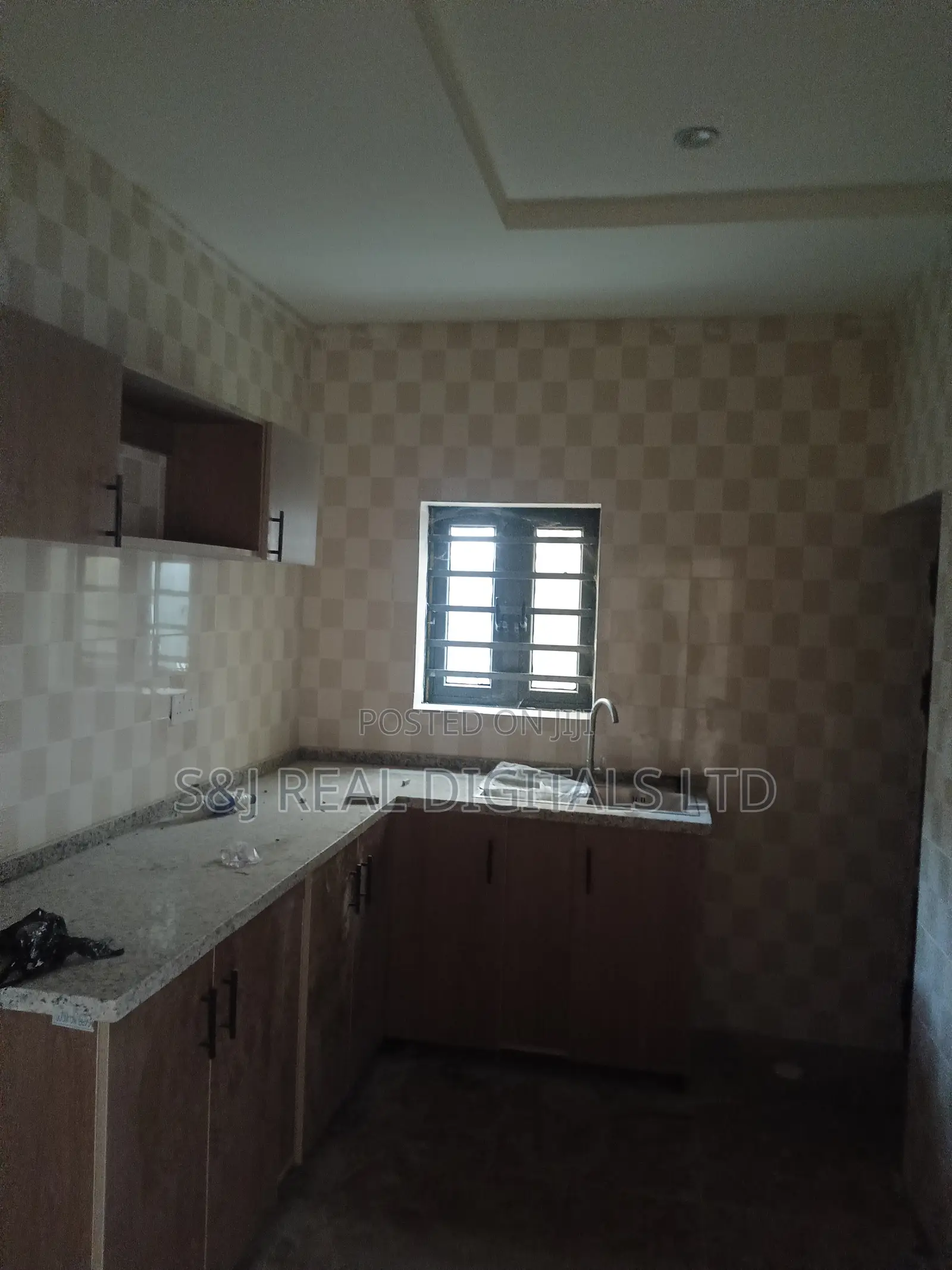 2bdrm Block of Flats in Kubwa for rent