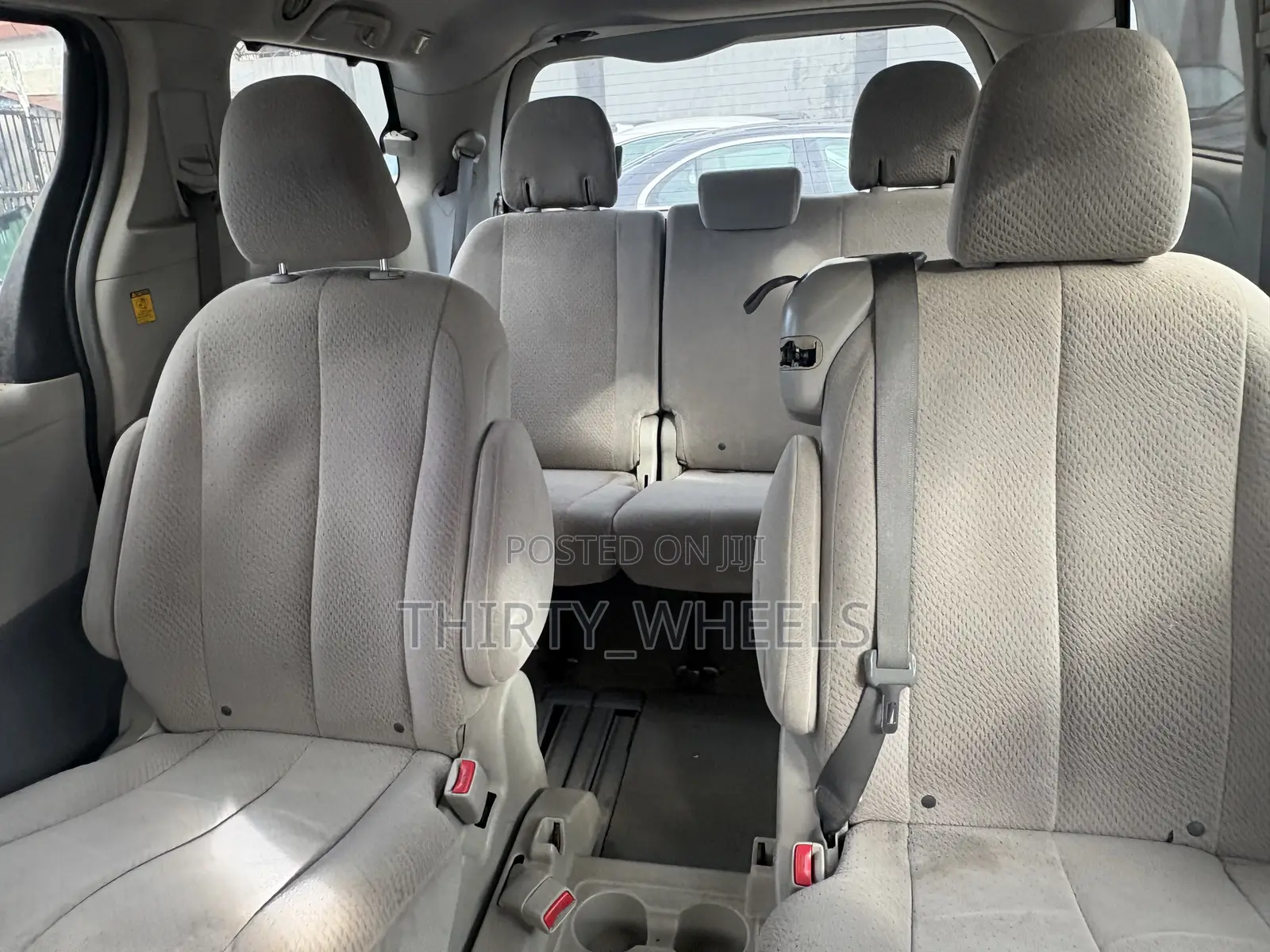 Toyota Sienna 2012
