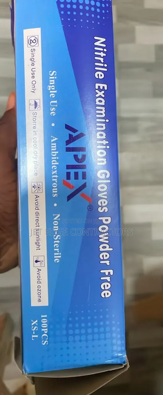 Nitrile Gloves