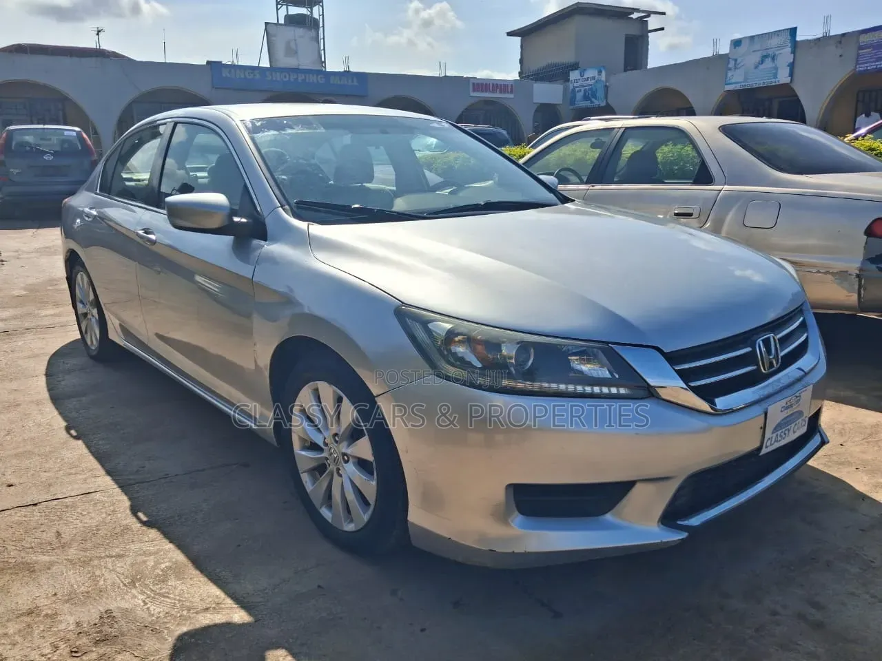 Honda Accord LX 4dr Sedan (2.4L 4cyl CVT) 2015 Silver