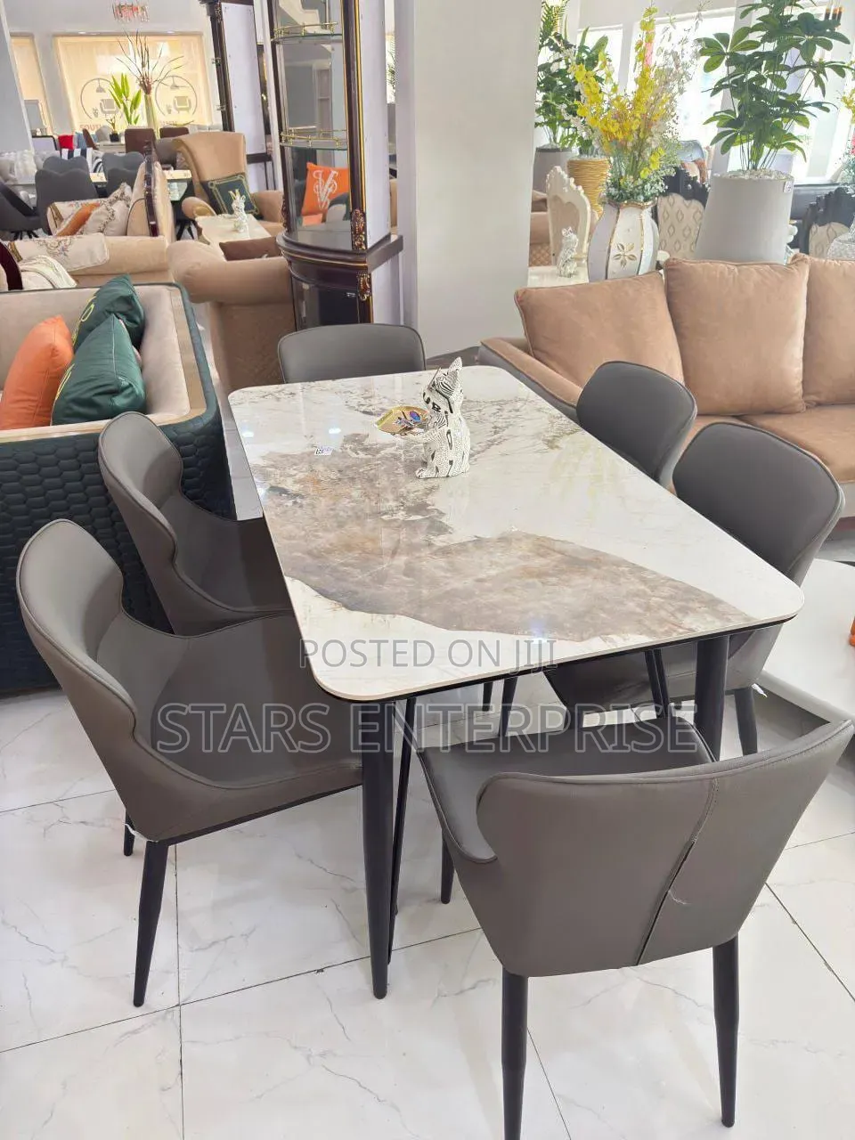 Modern 6 Seater Marble Dining