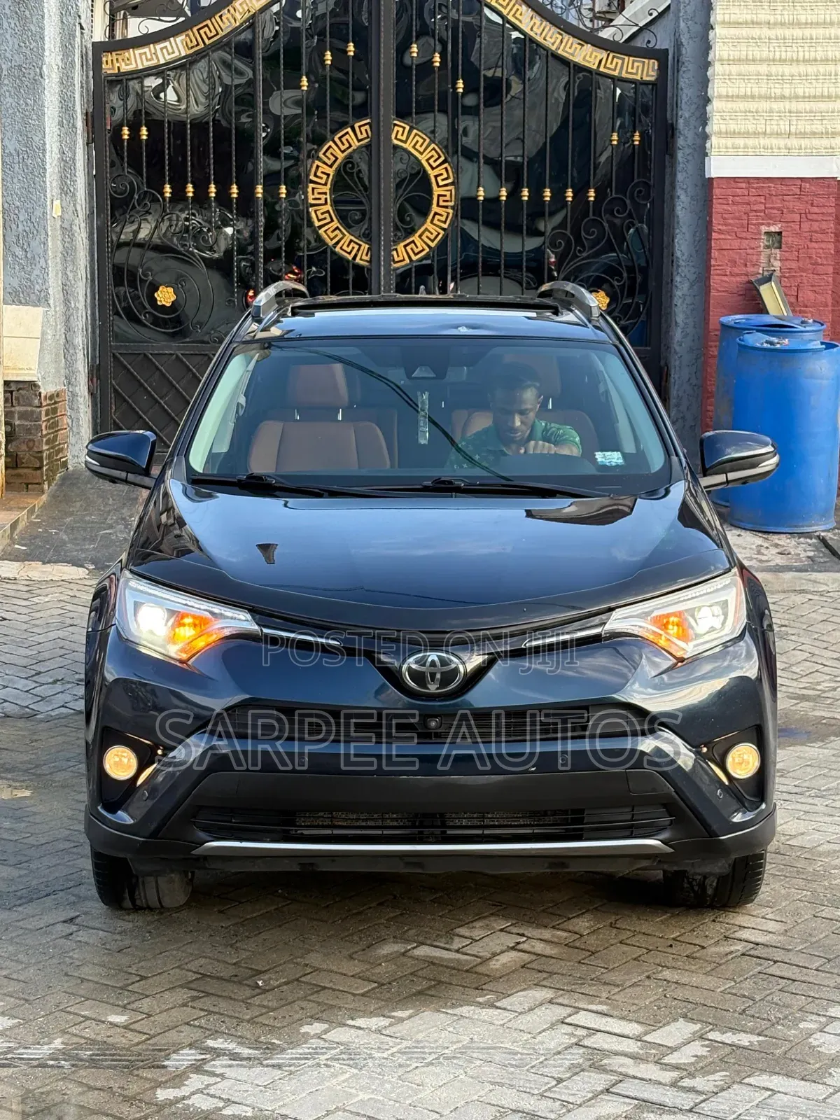 Toyota RAV4 Limited 4dr SUV AWD (2.5L 4cyl 6A) 2018 Blue