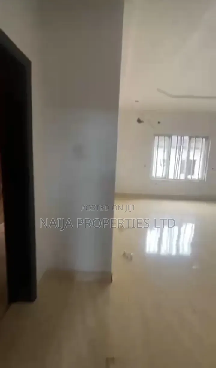 2bdrm Apartment in Osapa London for rent