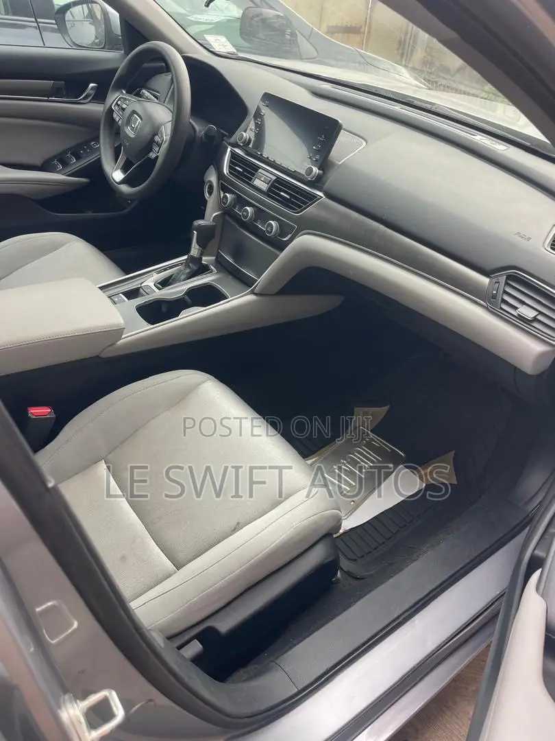 Honda Accord 2019 Gold