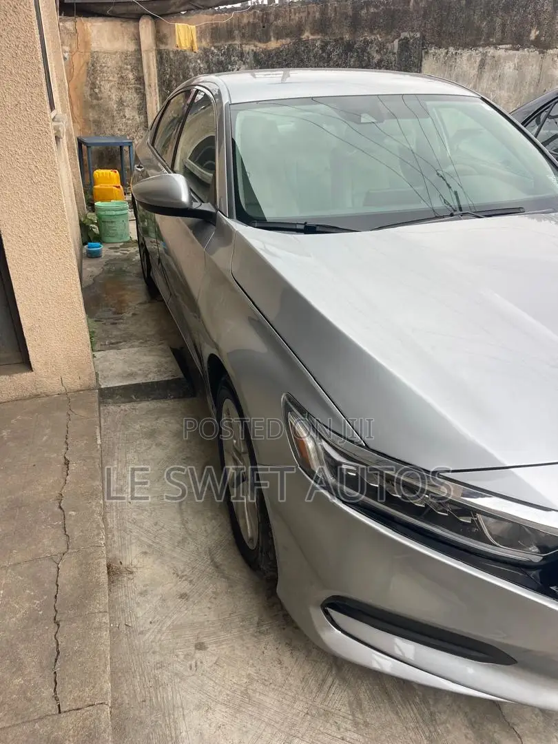 Honda Accord 2019 Gold