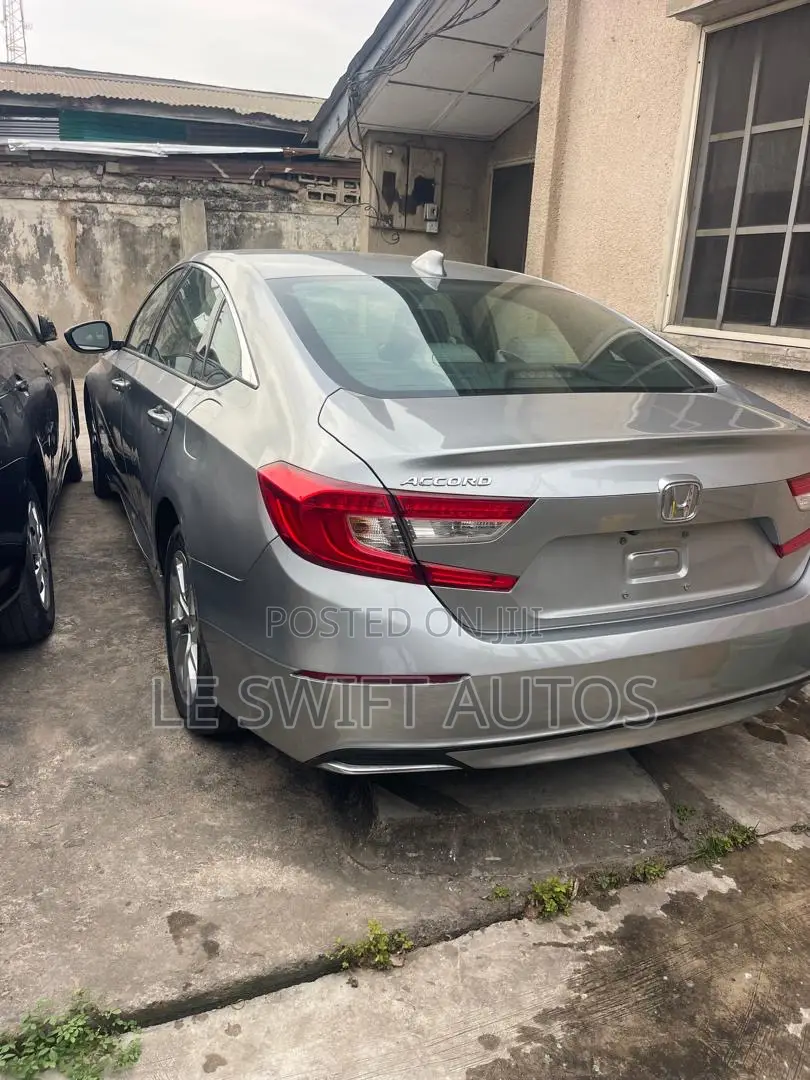 Honda Accord 2019 Gold