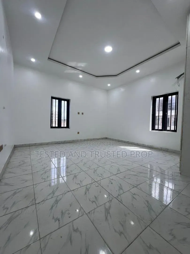 2bdrm Apartment in Illasan, Ikate for rent