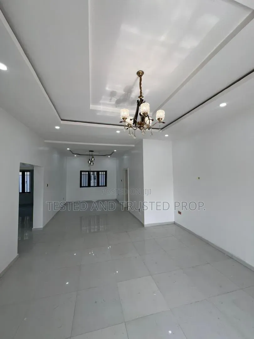 2bdrm Apartment in Illasan, Ikate for rent