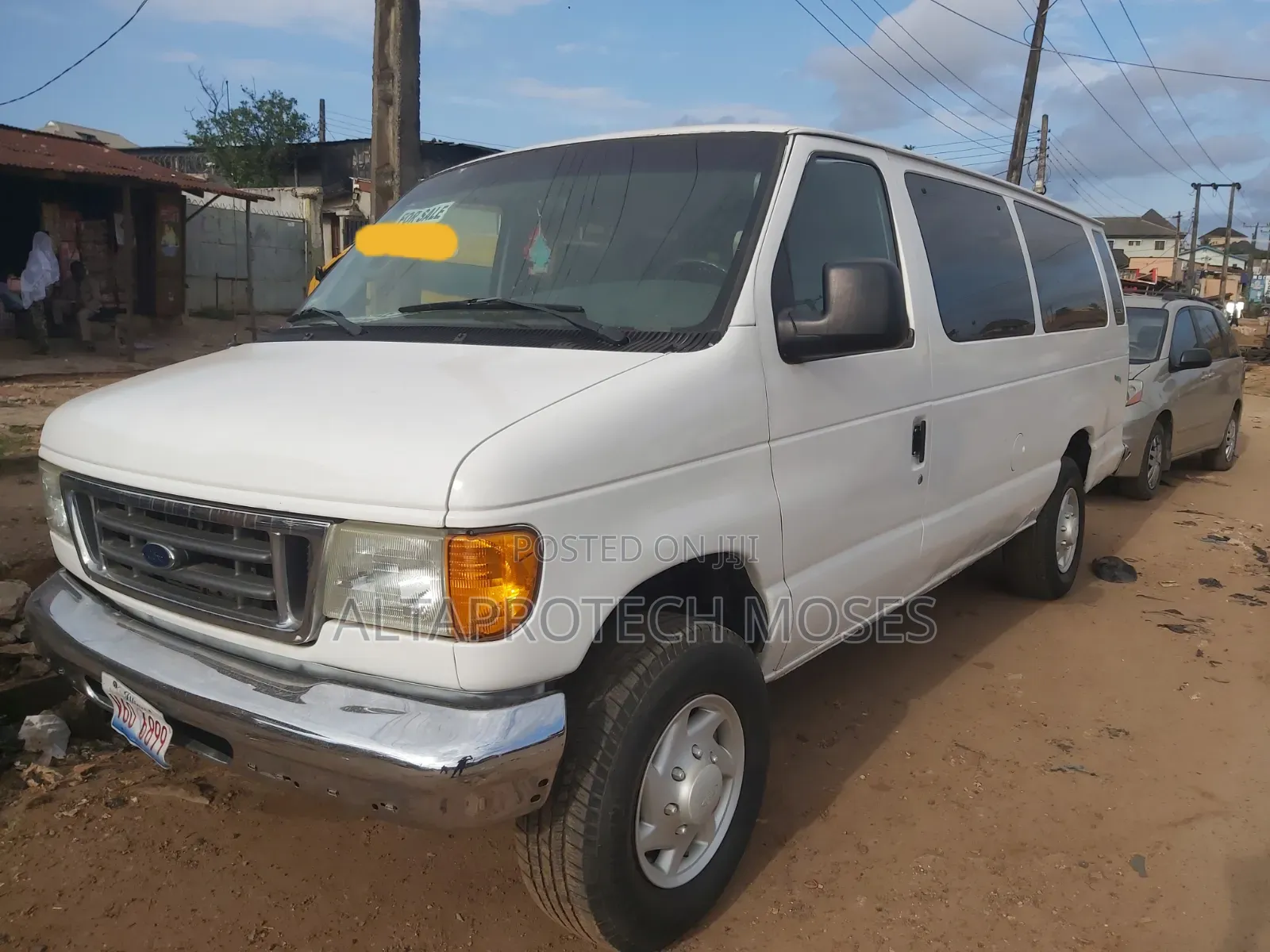 Ford E350 2007 White