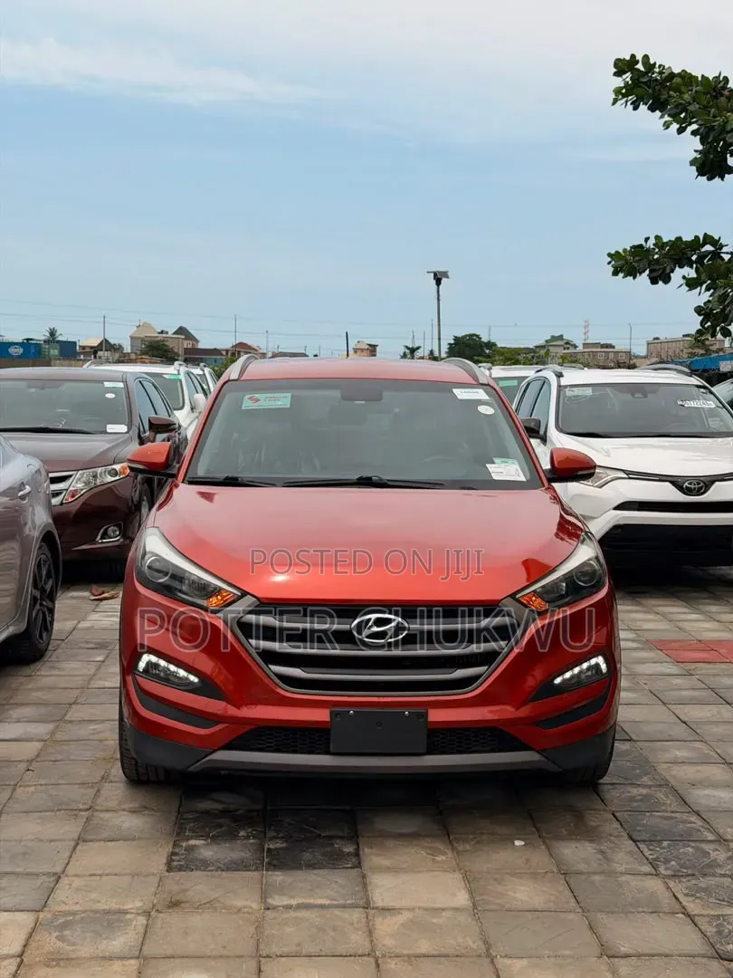 Hyundai Tucson 2017 Orange