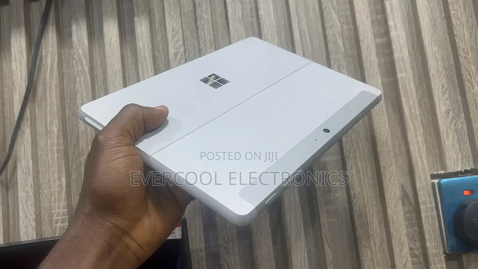 Laptop Microsoft Surface Go 4GB Intel Pentium SSD 60GB