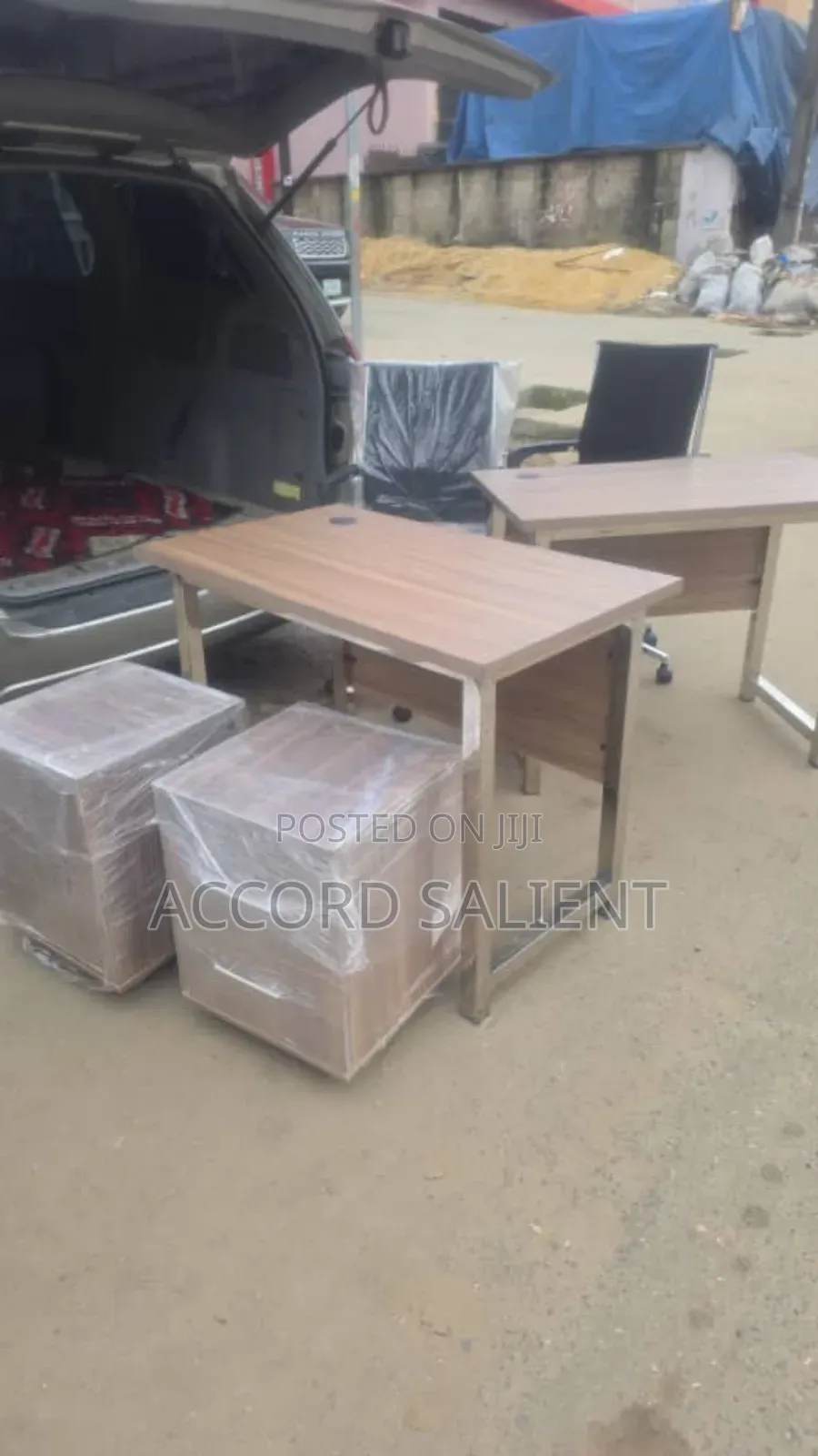 3ft Office Table With Stainless Frame