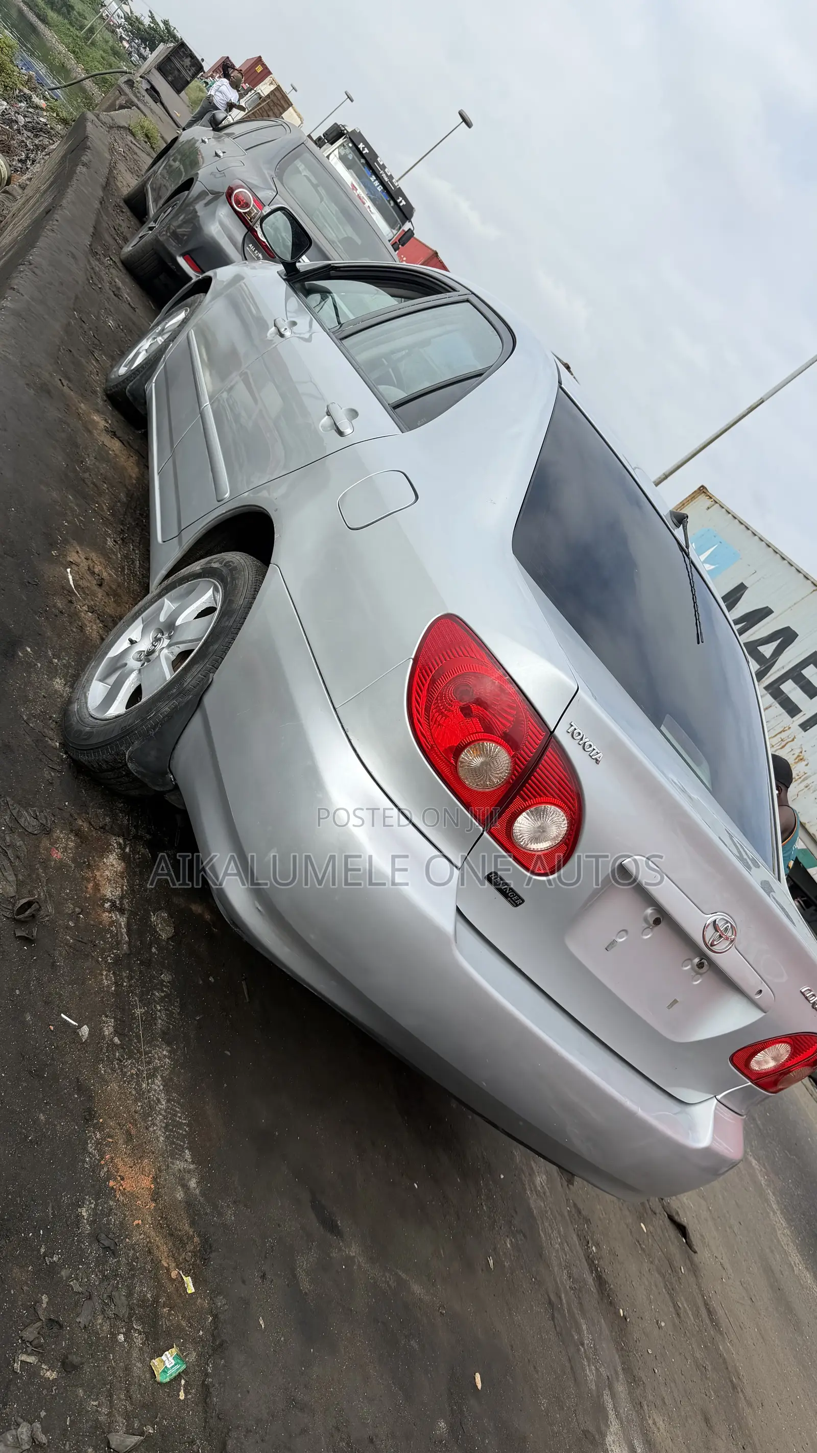 Toyota Corolla LE 2005 Silver