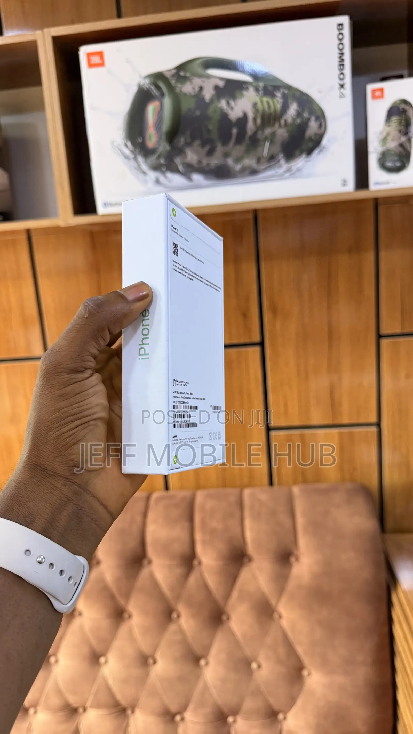 New Apple iPhone 15 128 GB Green