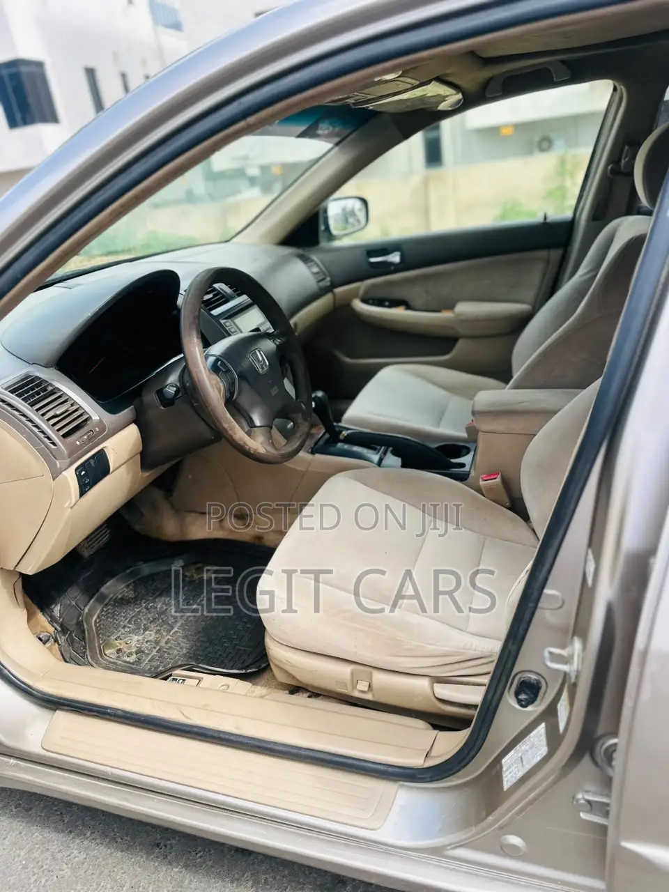 Honda Accord 2005 Gold