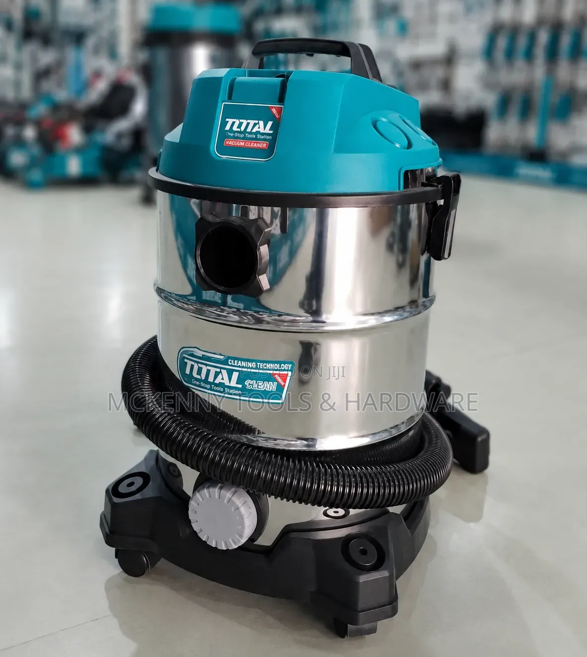 Total 1400W Wet Dry Industrial Vacuum Cleaner - 30L