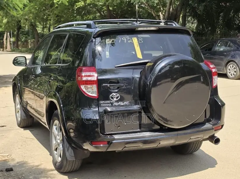 Toyota RAV4 2.5 Limited 2010 Black