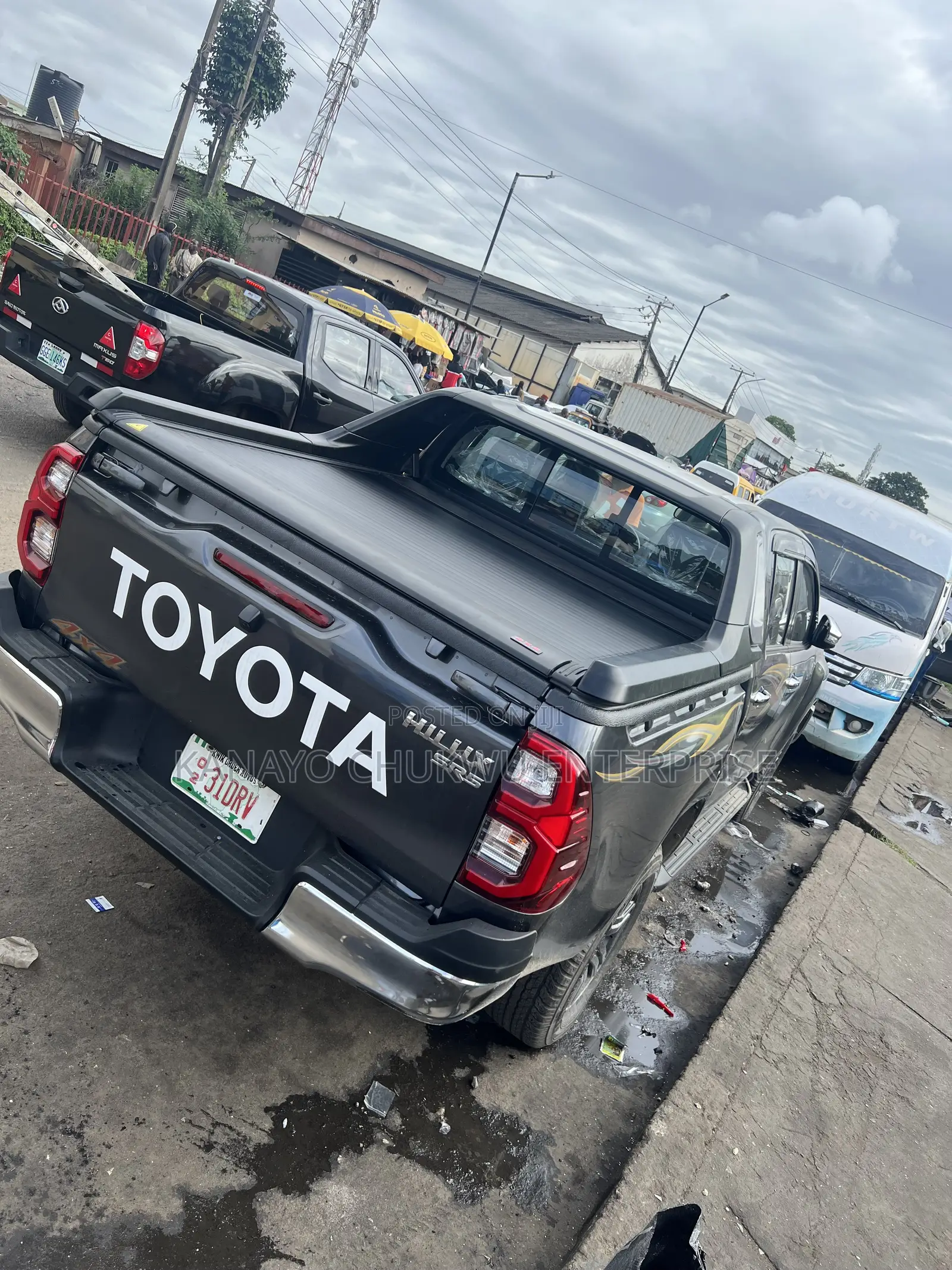 Automatic Boot Cover for Toyota Hilux 2026