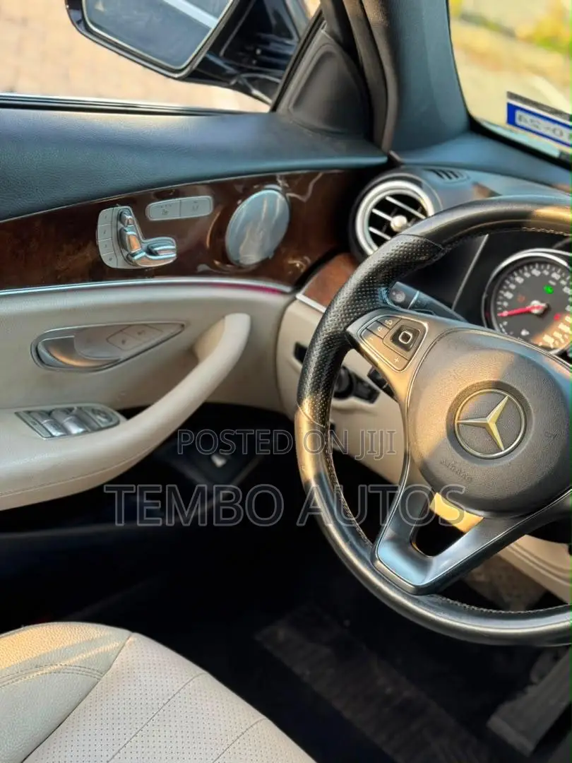 Mercedes-Benz E300 4Matic AWD Sedan (2.0L 4cyl 9A) 2017 Black