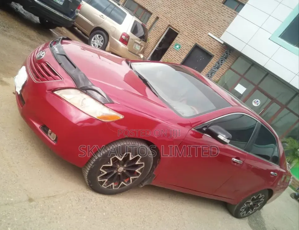 Toyota Camry LE 4dr Sedan (2.4L 4cyl 5A) 2009 Red