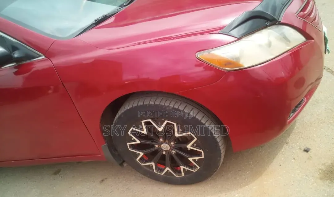 Toyota Camry LE 4dr Sedan (2.4L 4cyl 5A) 2009 Red