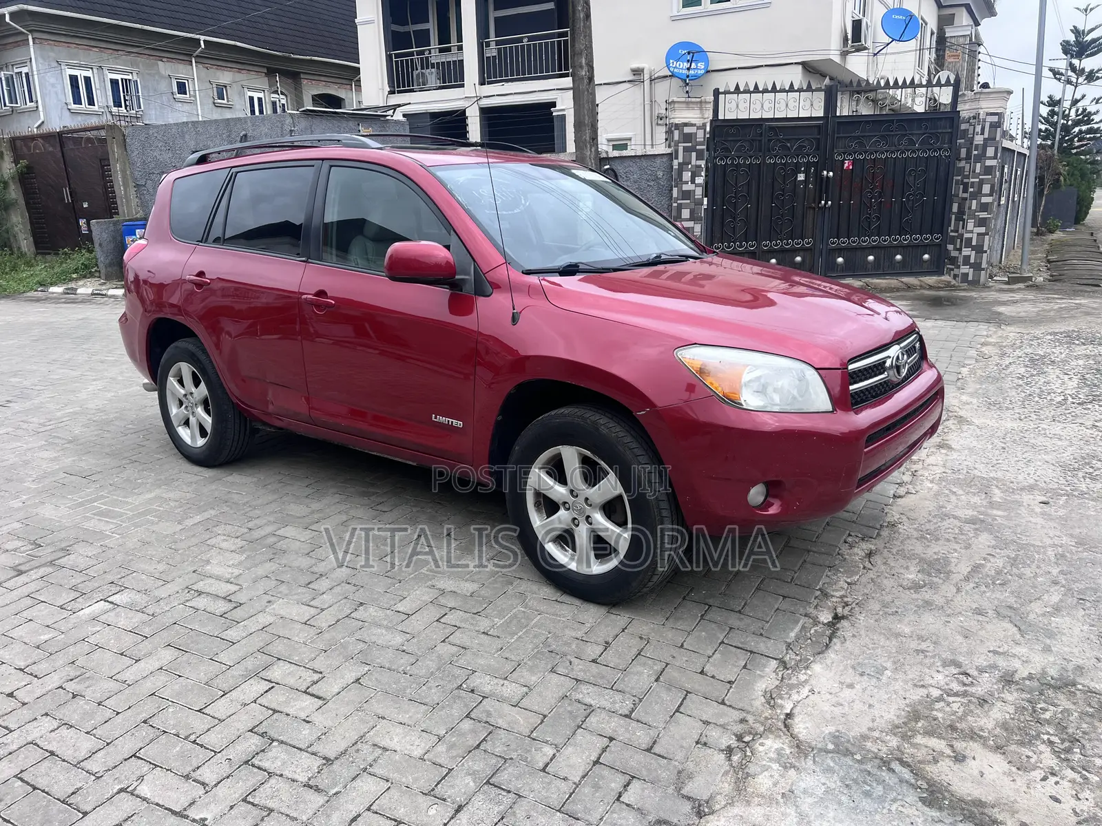 Toyota RAV4 Limited V6 4x4 2009 Red