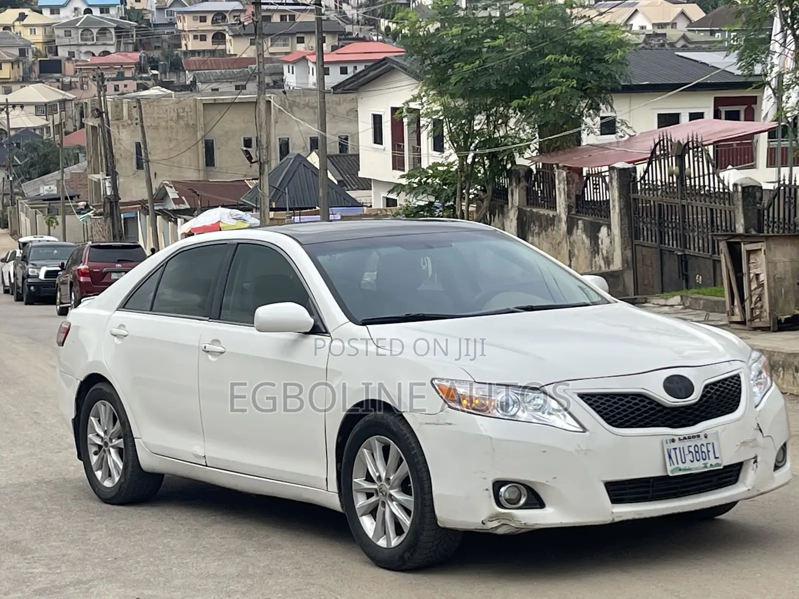 Toyota Camry XLE V6 4dr Sedan (3.5L 6cyl 6AM) 2008 White