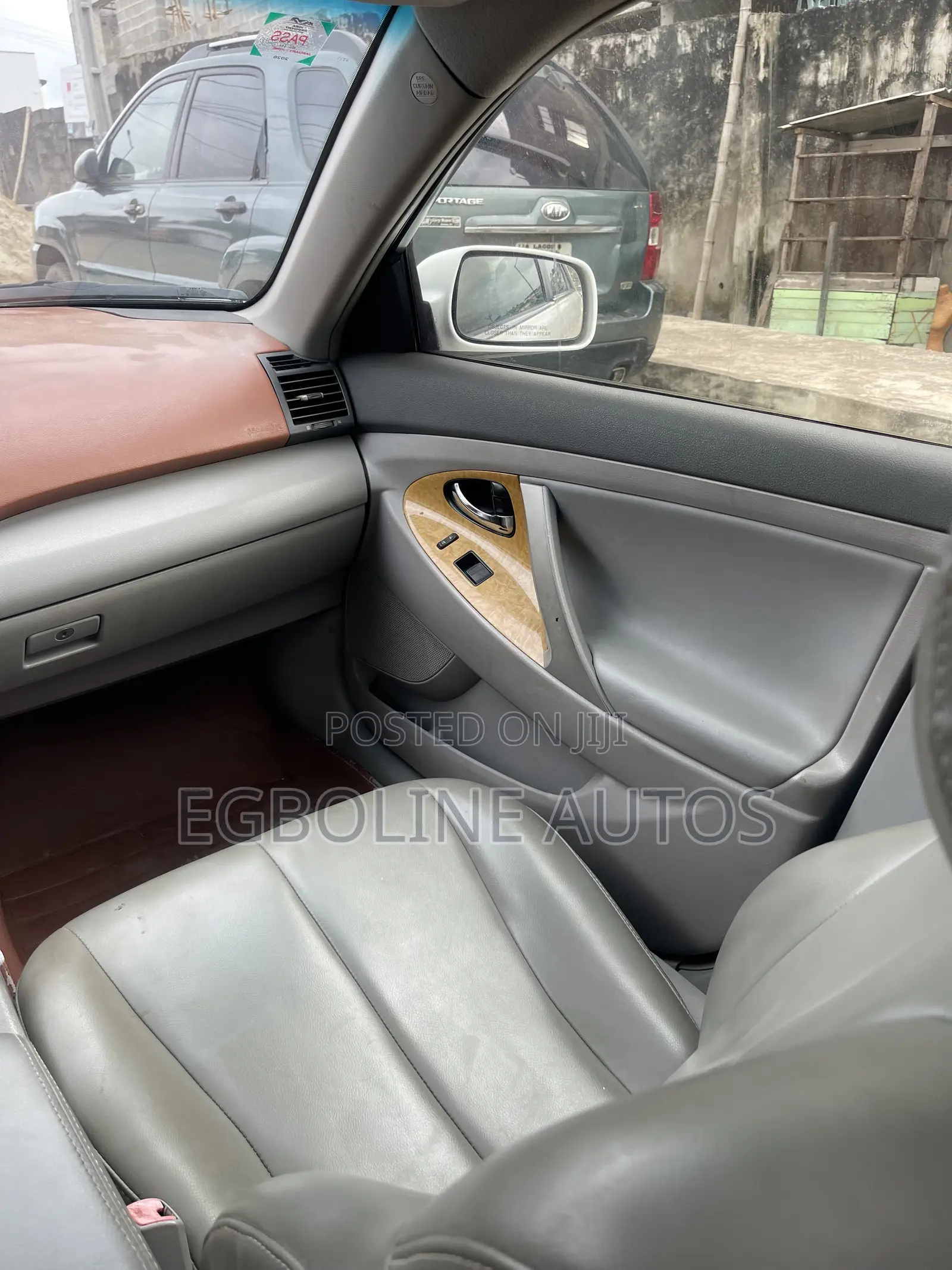 Toyota Camry XLE V6 4dr Sedan (3.5L 6cyl 6AM) 2008 White
