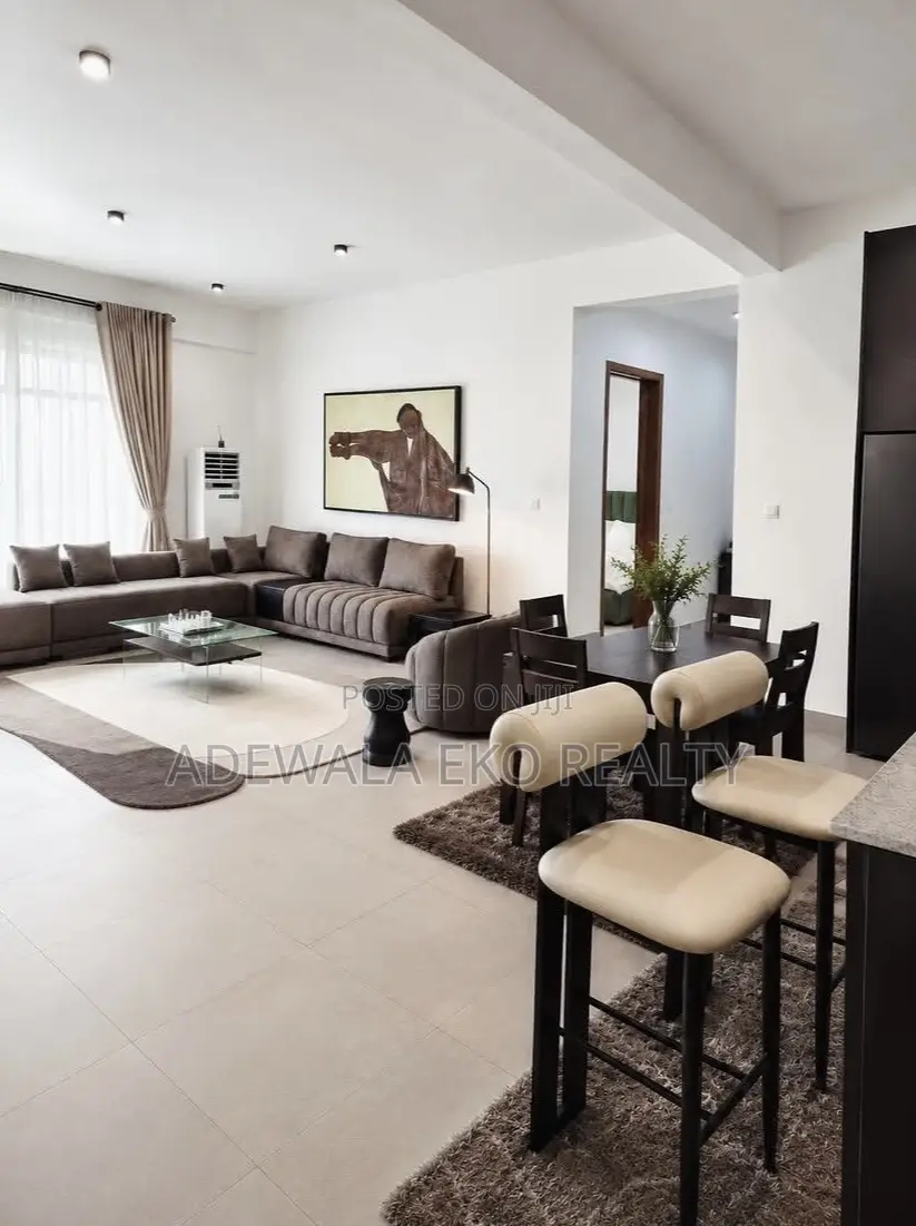 Spacious 2-3 Bedroom Shortlet in Ikate | Pool | Ps5 | 85” TV