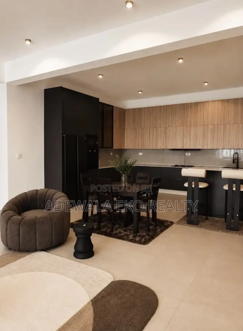 Spacious 2-3 Bedroom Shortlet in Ikate | Pool | Ps5 | 85” TV