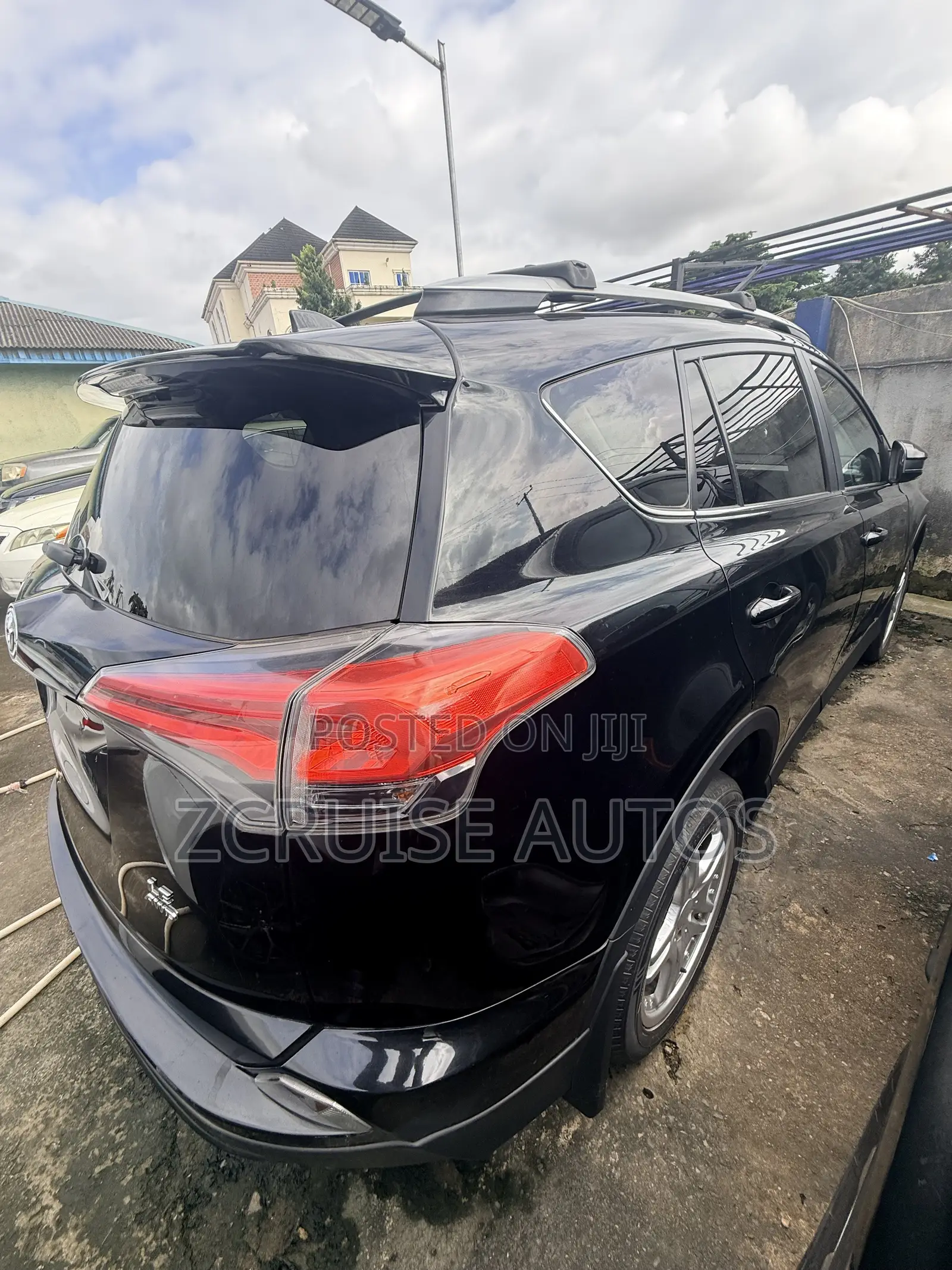 Toyota RAV4 LE 4dr SUV (2.5L 4cyl 6A) 2015 Black
