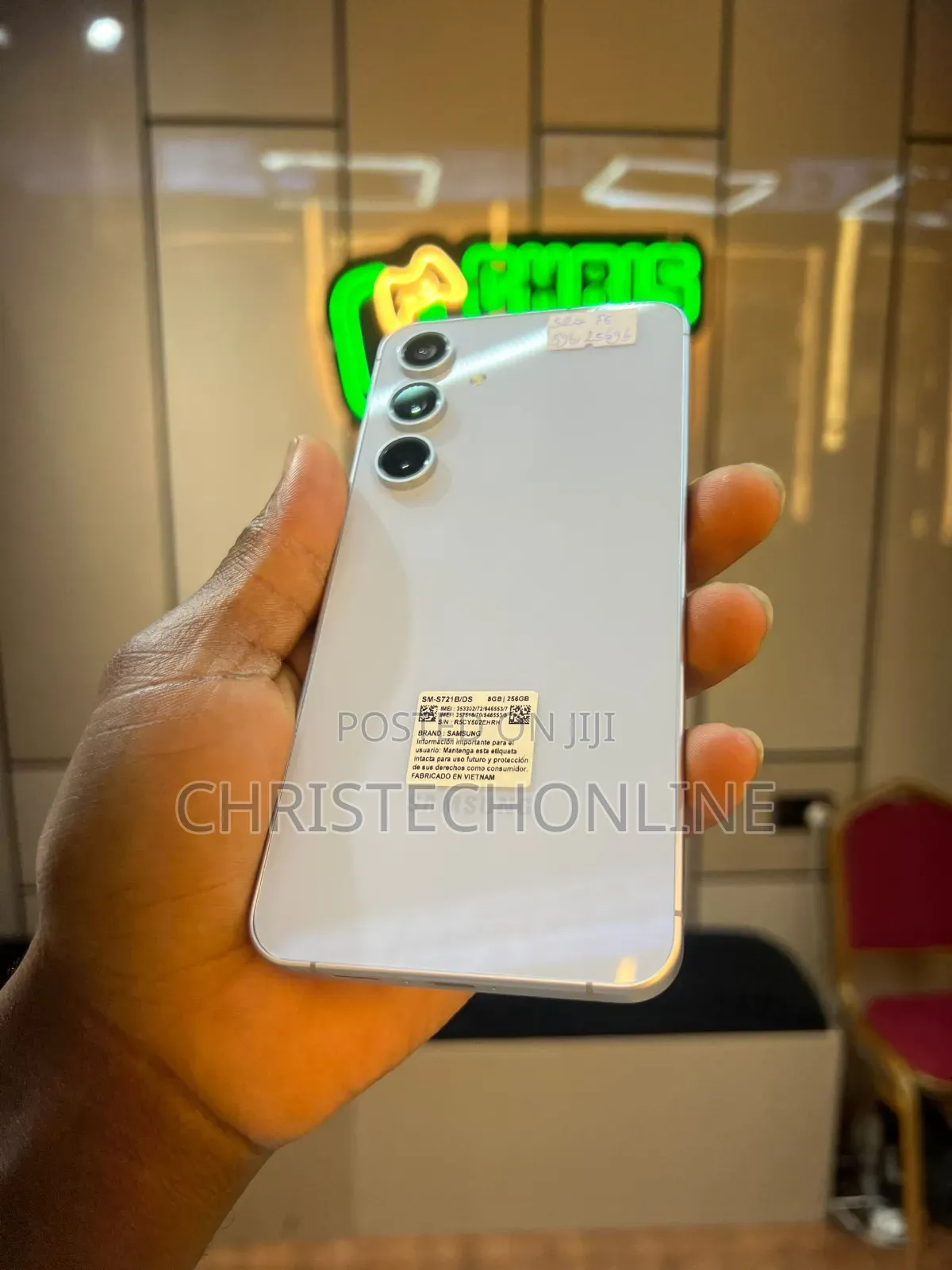 Samsung Galaxy S24 FE 256 GB Silver