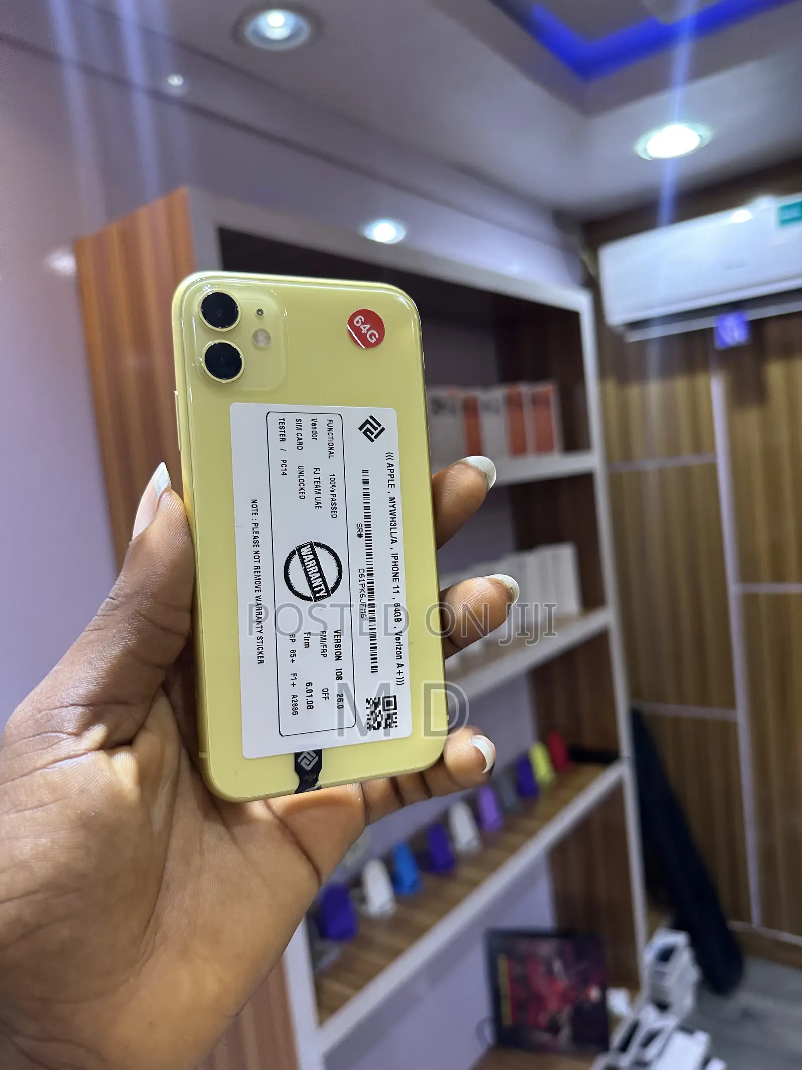 New Apple iPhone 11 64 GB Yellow