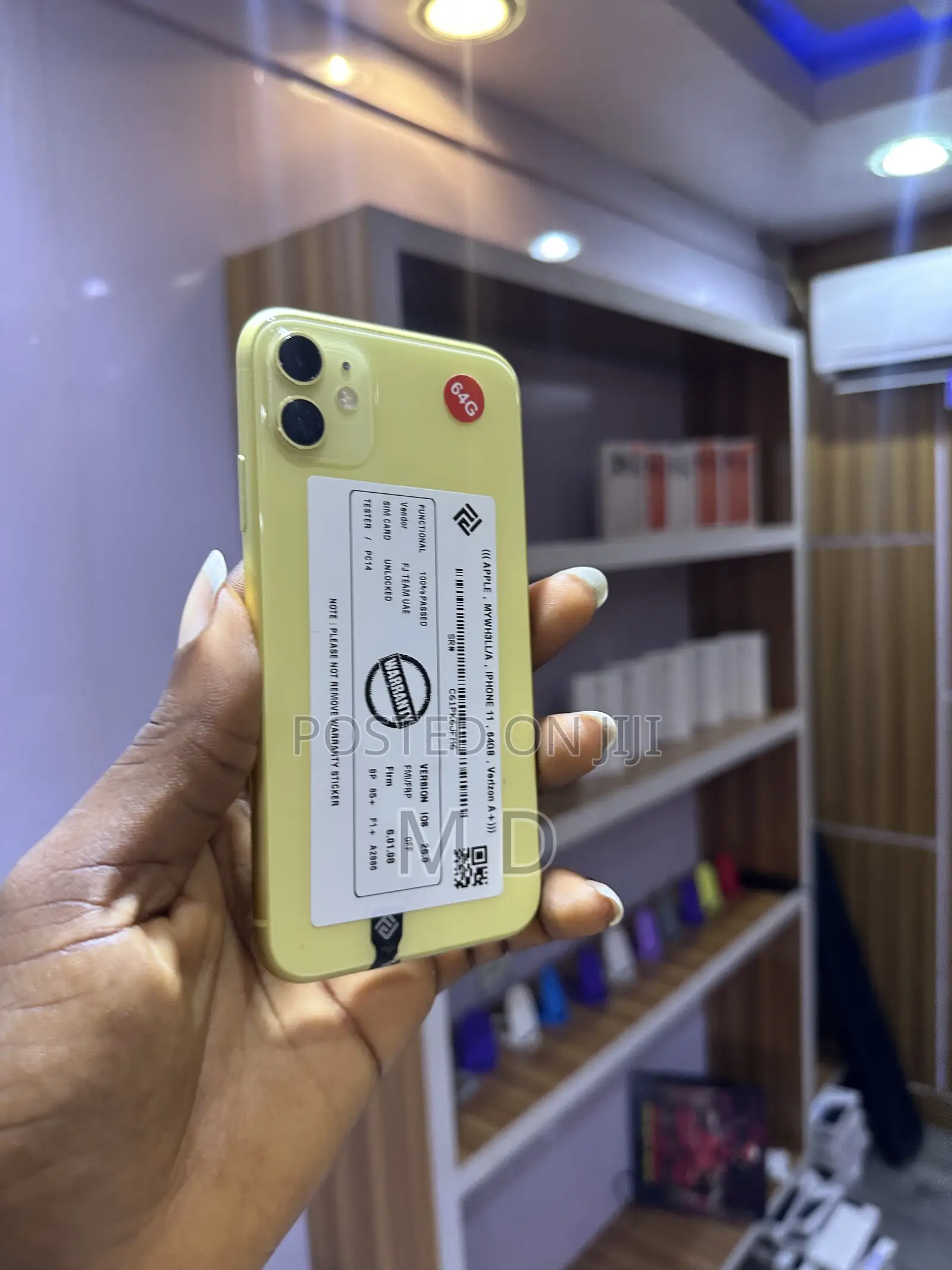 New Apple iPhone 11 64 GB Yellow