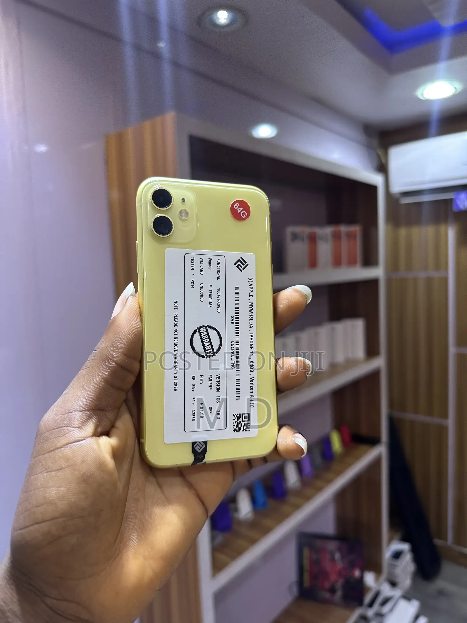 New Apple iPhone 11 64 GB Yellow