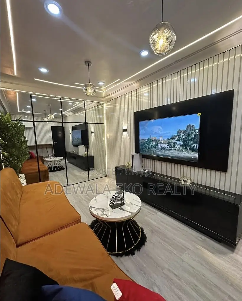 1-Bedroom Self-Compound | Lekki Phase 1 | Cinema | Ps5 | Snooker |