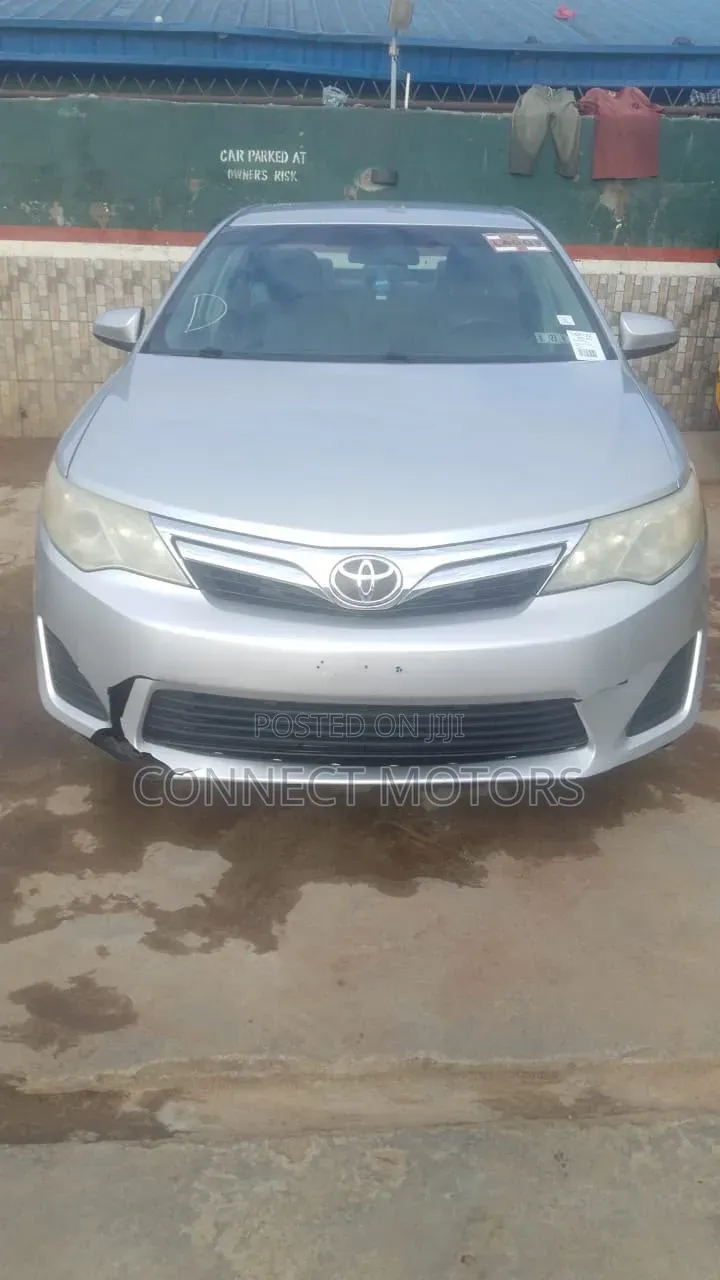 Toyota Camry 2013 Silver