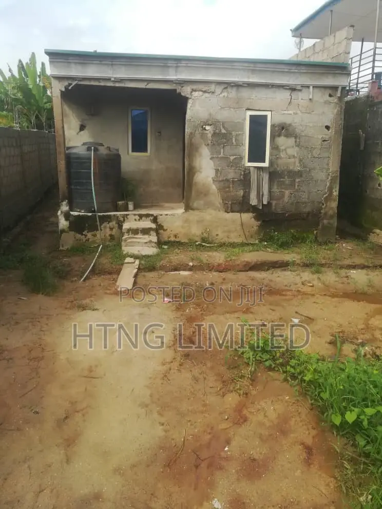 2bdrm Bungalow in Awobo, Igbogbo for sale