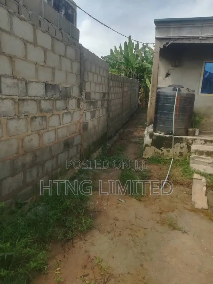 2bdrm Bungalow in Awobo, Igbogbo for sale
