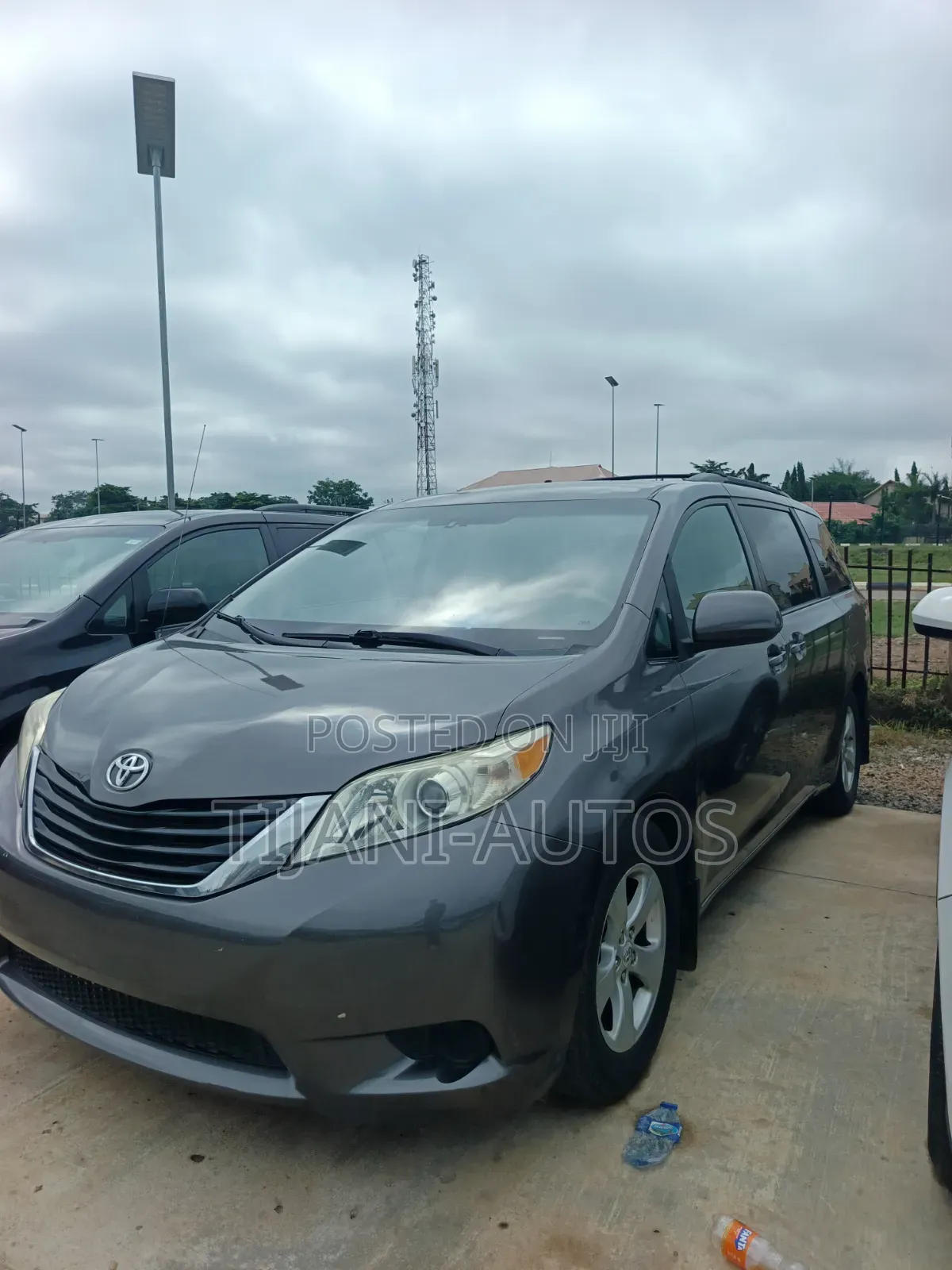 Toyota Sienna 2012 Gray